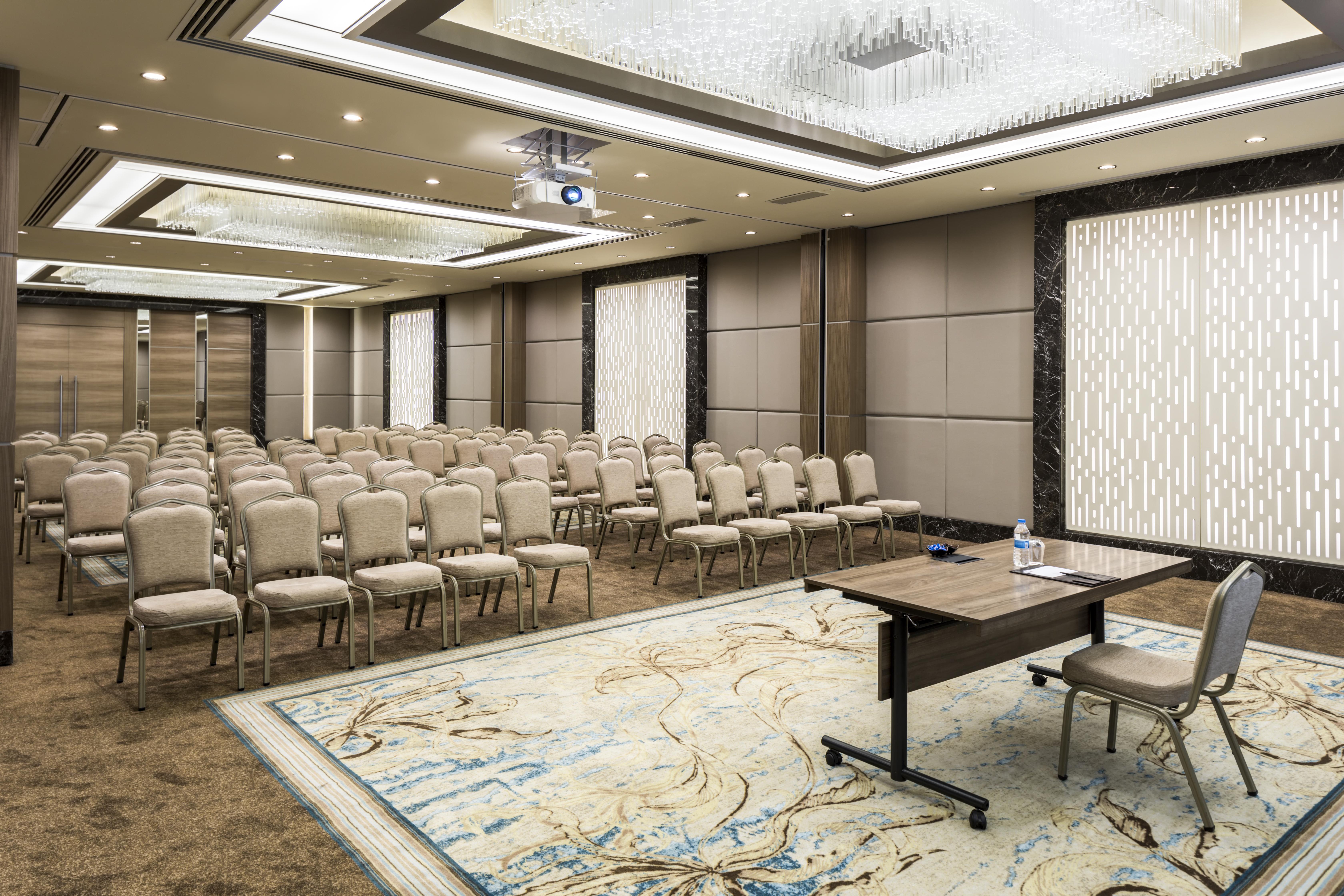 Arise Hotel Golden Horn — Photos 1